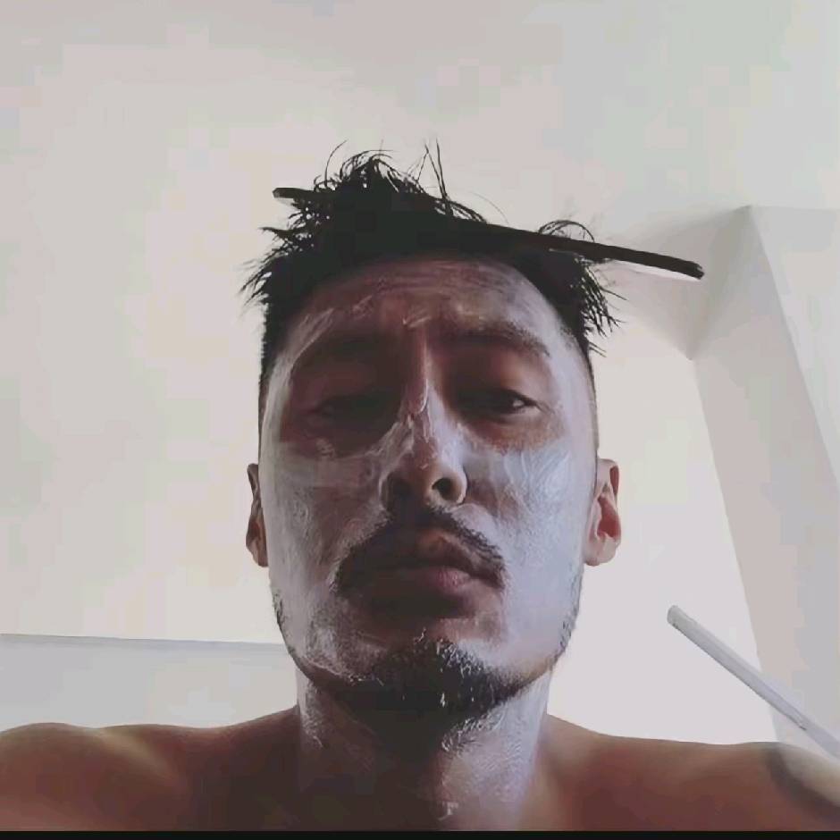 谭小明头像
